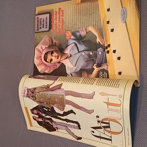 Whites Guide Collecting Figures August 1999 Issue 56 Glory The Bear Magazine - Picture 3 of 10